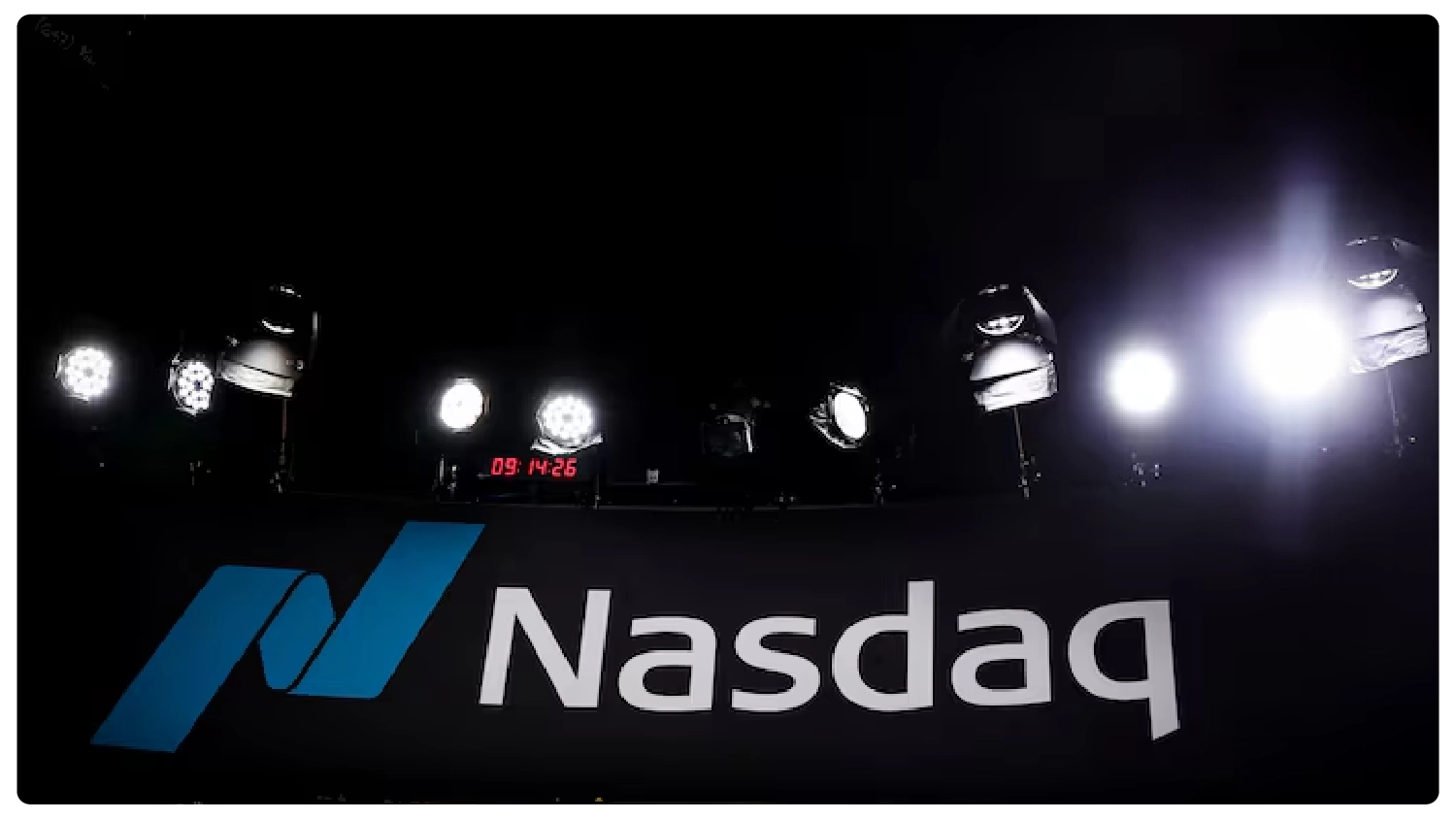 Canadian Quantum Computing Canadian Quantum Computing